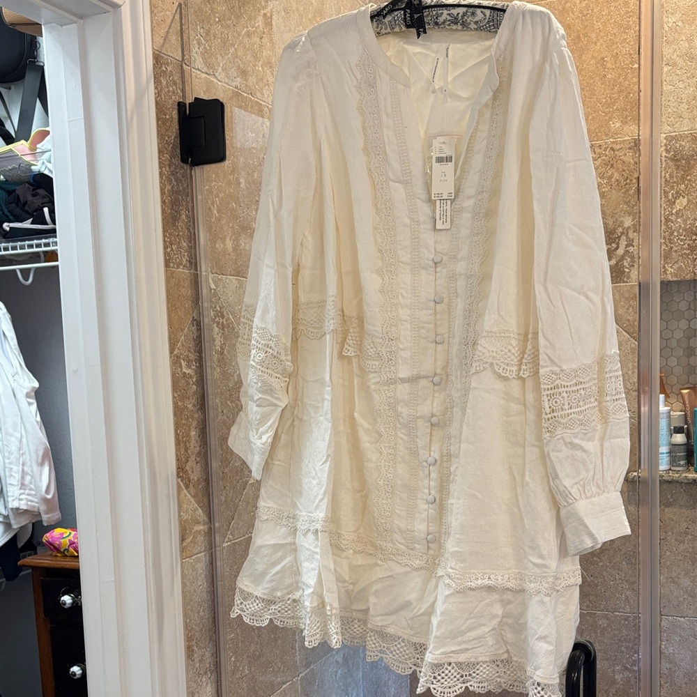 ANTHROPOLOGIE Elegant White Lace-Trimmed Dress